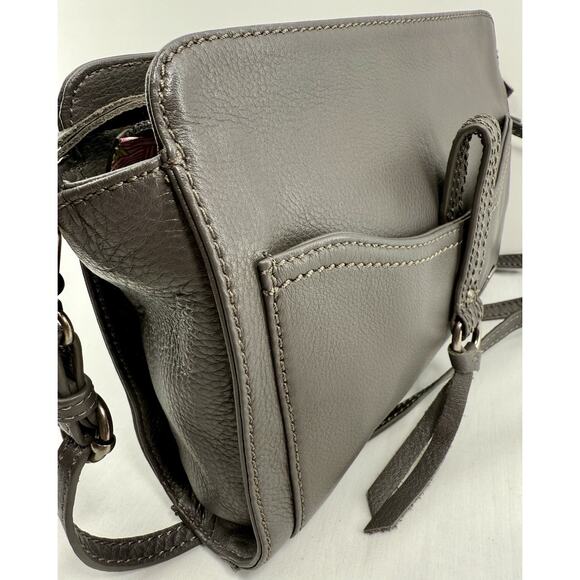 The Sak Crossbody Bag Pebble Gray Leather "Happy & Free" Soft EUC - Picture 3 of 15